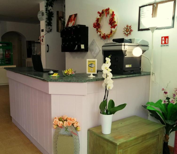 Hotel Criss Ріміні Екстер'єр фото